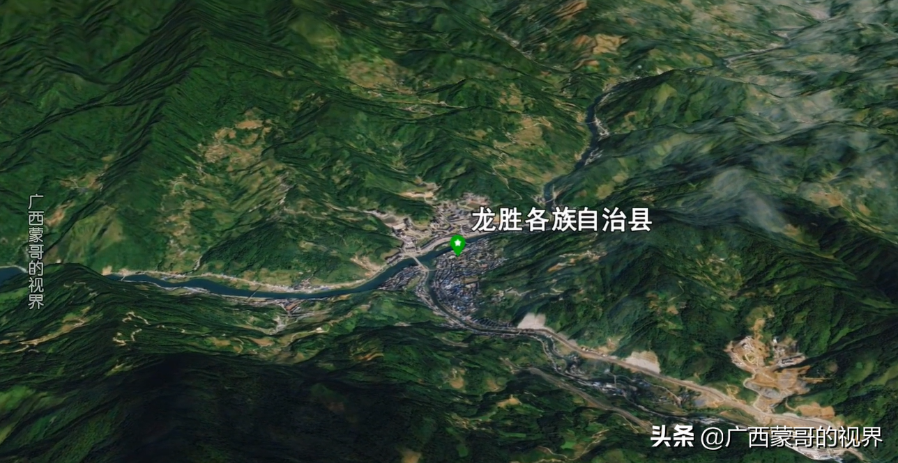 卫星航拍：广西10个最“山”的县，县城都藏在大山里