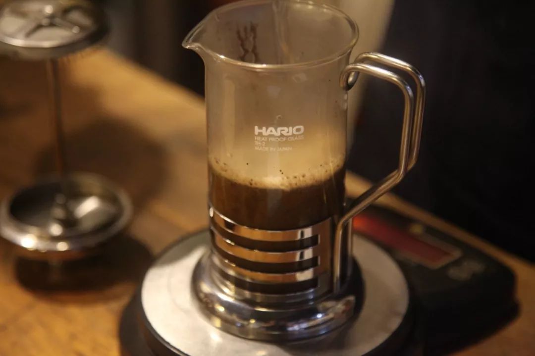 法压壶使用小贴士：如何冲泡一壶美味的咖啡