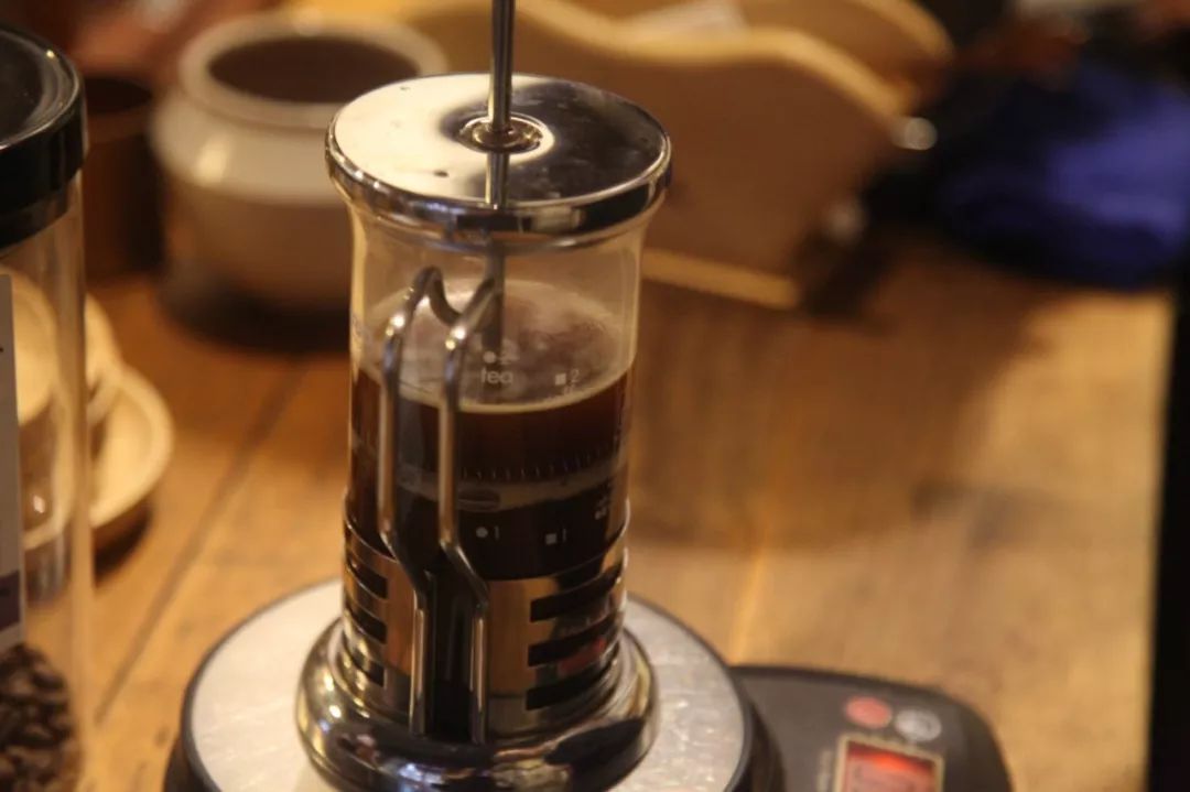 法压壶使用小贴士：如何冲泡一壶美味的咖啡