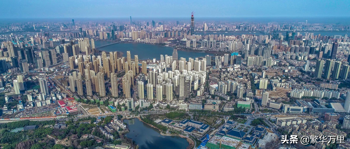 湖北的省会武汉市，12个地级市之一，为何下辖了13个区？