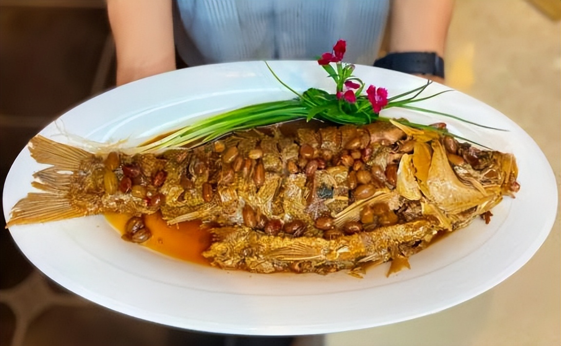 河南商丘最有名的七大特色小吃，第三道曾是贡品，但看着像鸡爪