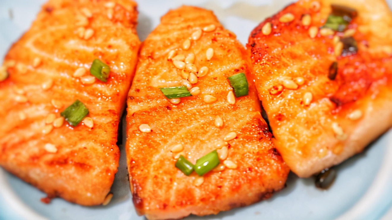 三文鱼的10种新吃法，简单美味又下饭，学会了可以做给家人吃