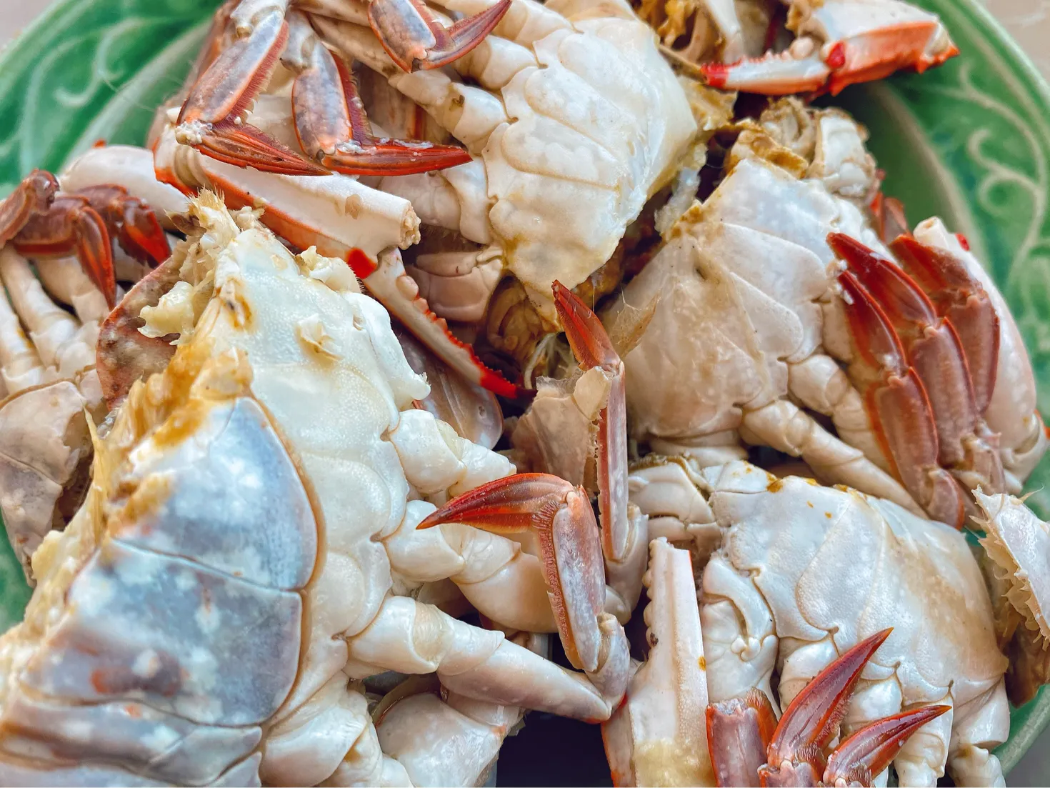螃蟹不是只有清蒸一种做法，教你一道爆炒海蟹，口感鲜香且入味