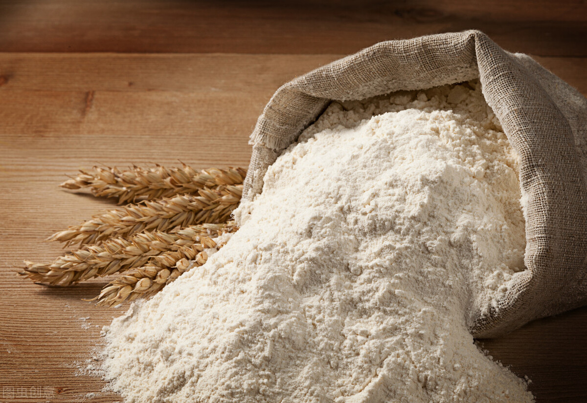 买面粉，“全麦粉”和“小麦粉”有啥区别？哪个更营养？建议收藏