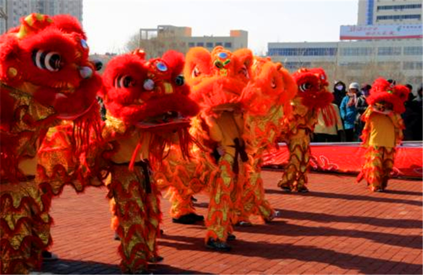 春节习俗：中国自古就没有狮子，为何会形成舞狮的习俗？