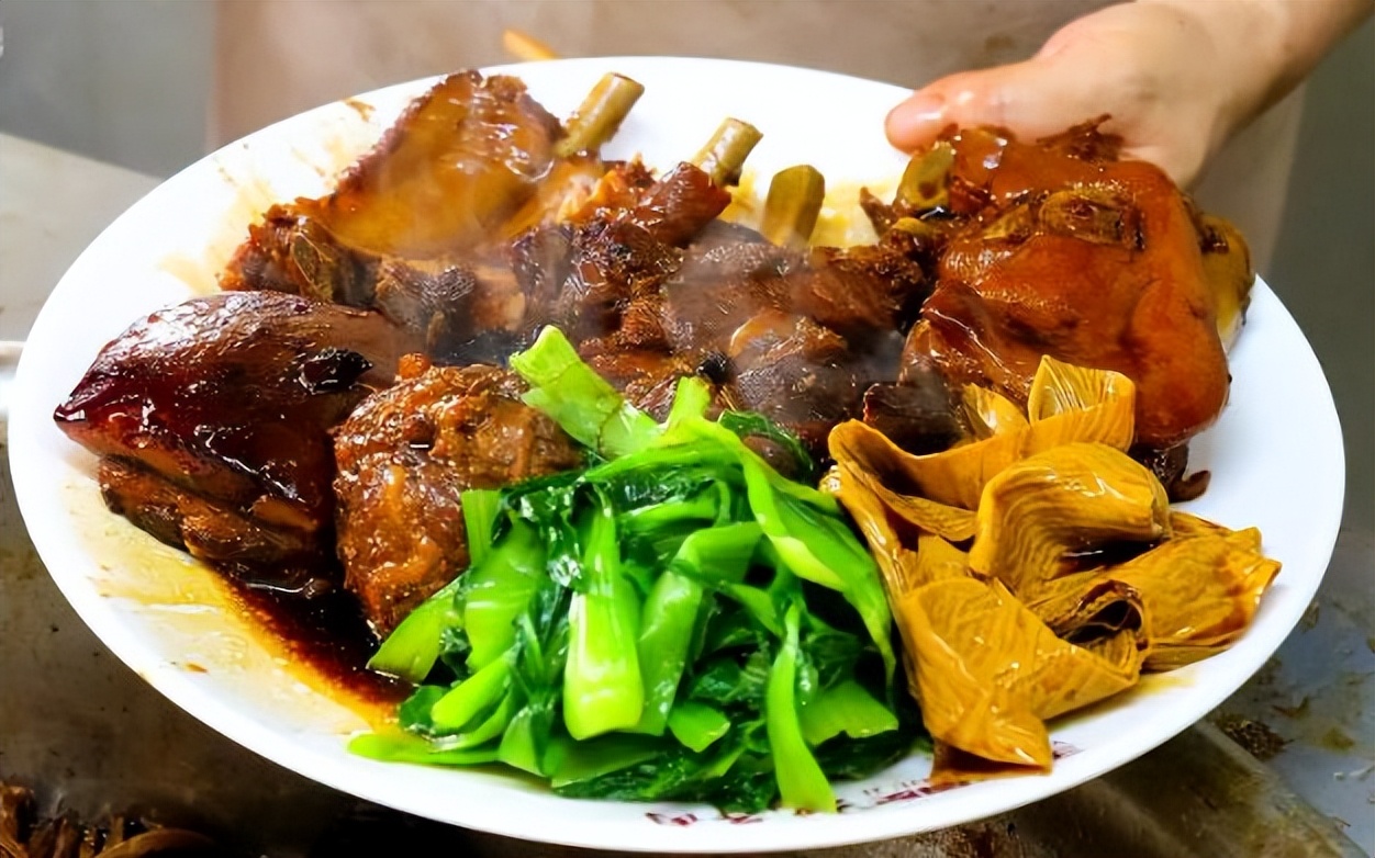 山东济宁最有名的八大特色美食，特别是第一道，很多人会吃不会读