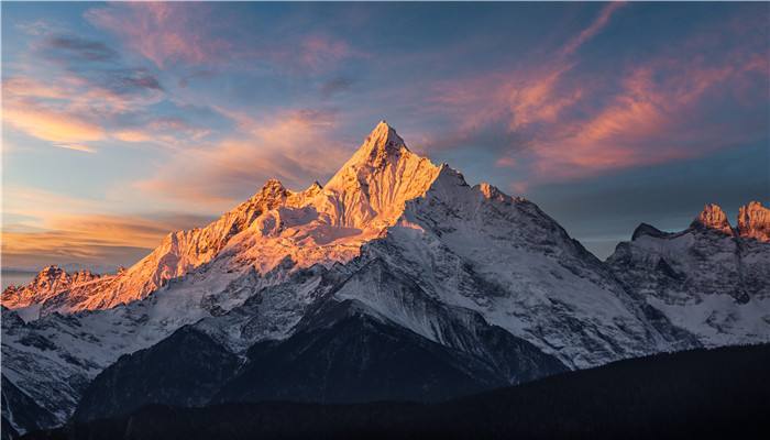 世界上最高的山脉是什么