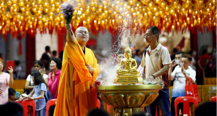 佛诞节：古印度的佛祖，如何过上了“中国风”的生日？