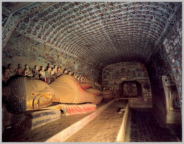 敦煌莫高窟：位于中国西北，是辉煌的世界文化遗产