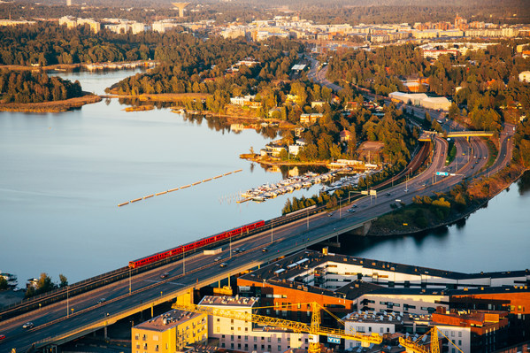 芬兰首都赫尔辛基，打造碳中和智慧城市，创造美好生活