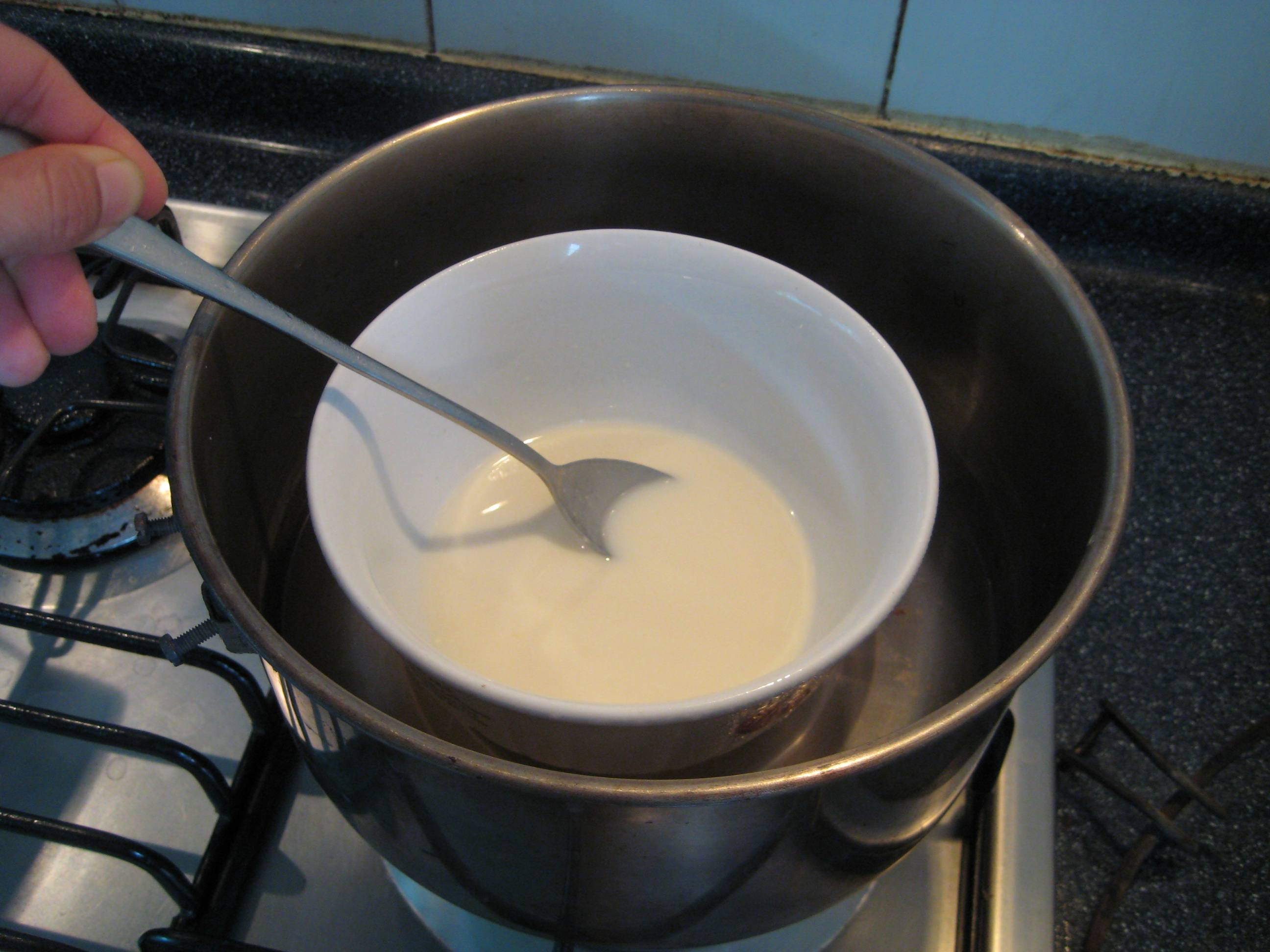鲜牛奶加热的三种方法，让您冬天喝到香甜暖心的鲜牛奶