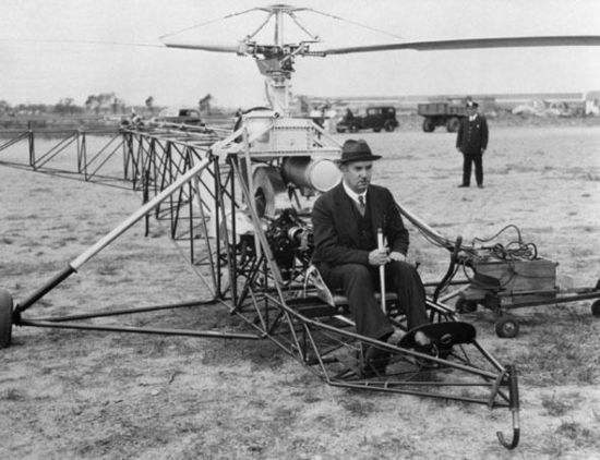 世界上最早飞行的直升机