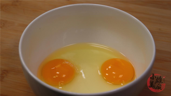 水蒸蛋用冷水还是温水？蒸几分钟？告诉你正确做法，比豆腐都嫩滑