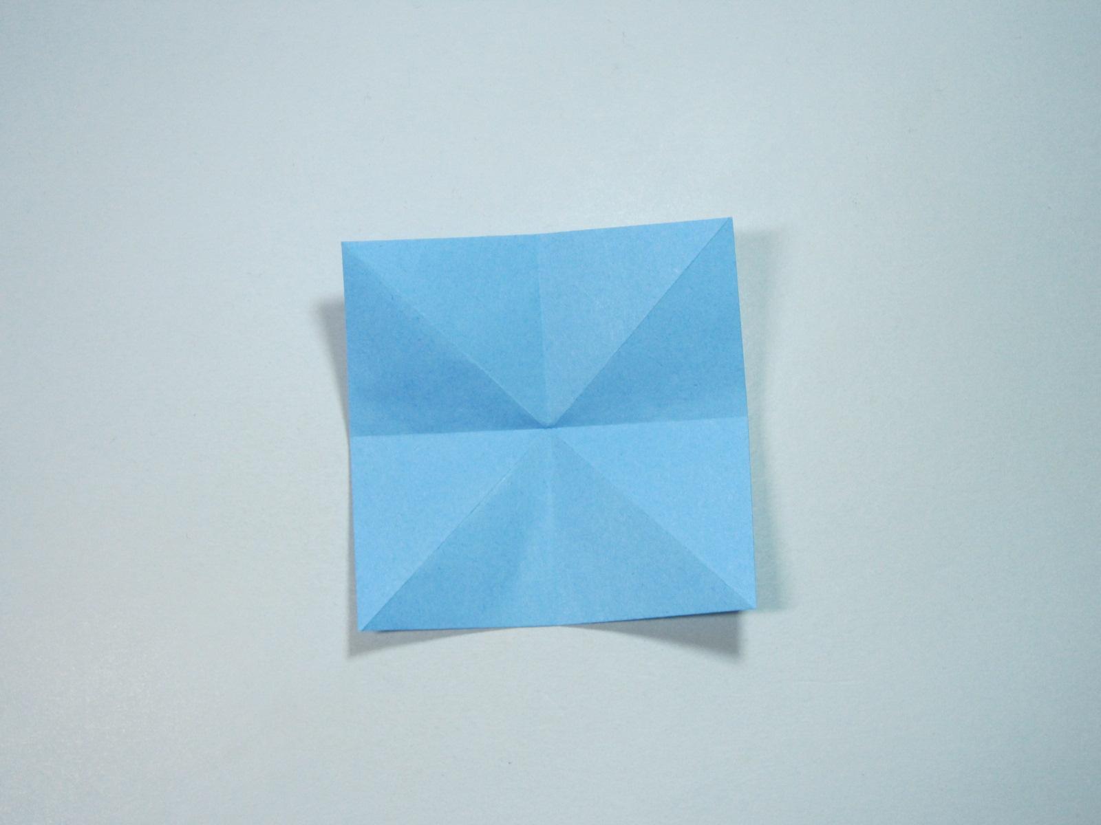 儿童手工折纸：简单的爱心折纸步骤图解