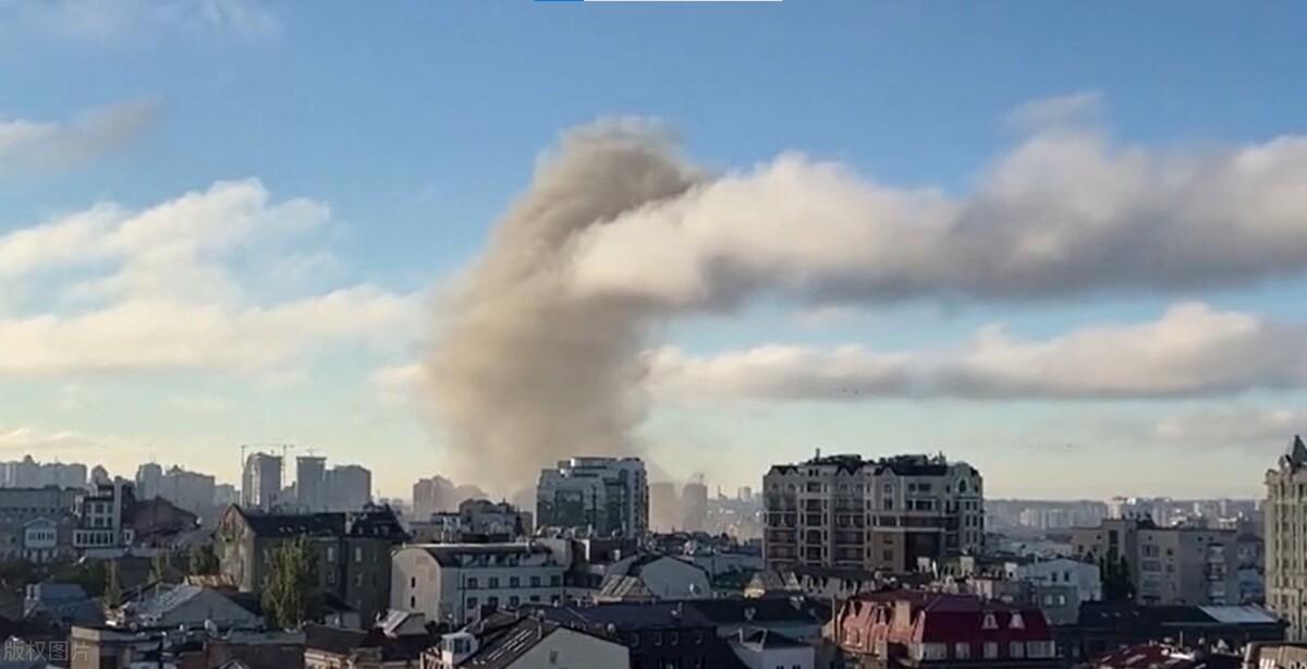 乌全境拉响防空警报 多地发生爆炸