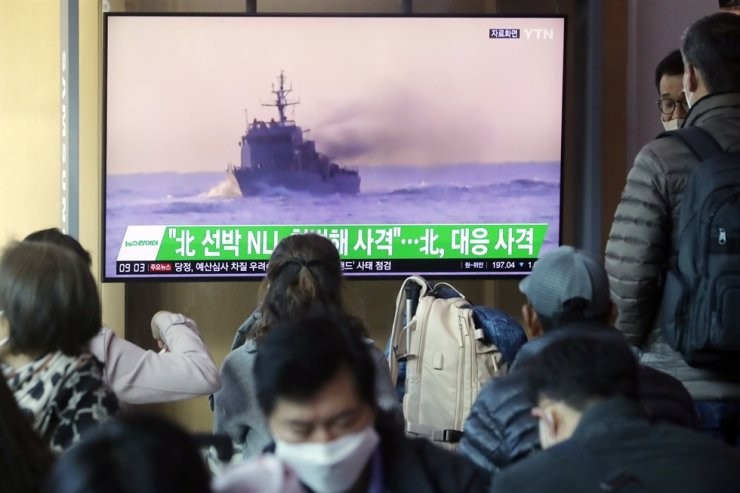 朝鲜射火箭炮回应韩军鸣枪驱逐商船