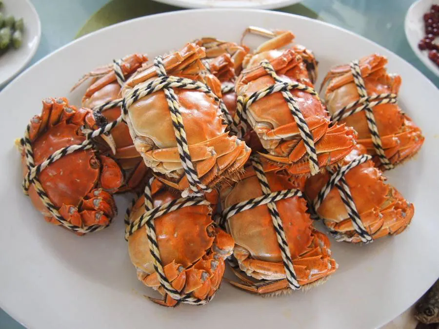 医生建议1顿饭吃螃蟹不超过2只，螃蟹虽好可不要贪吃哟