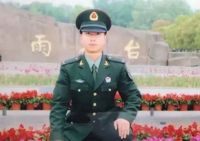 30岁杭州交警突发疾病不幸去世，曾多次受到县局通报表扬