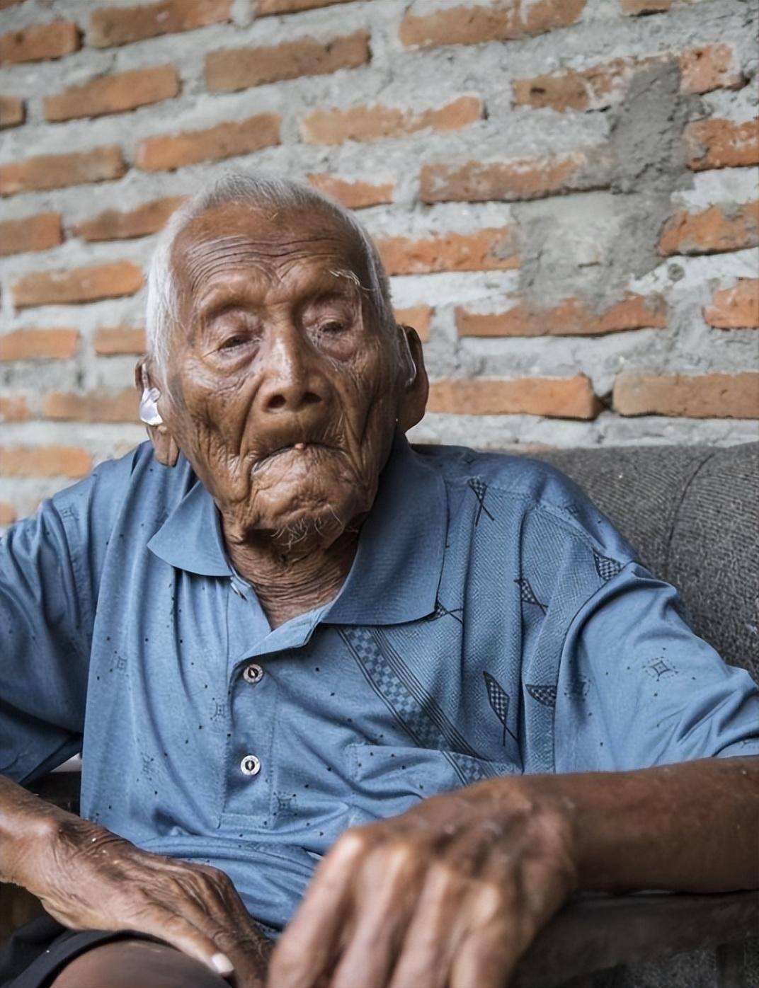 世界上最长寿的人是谁（世界上最长寿的人5个人）